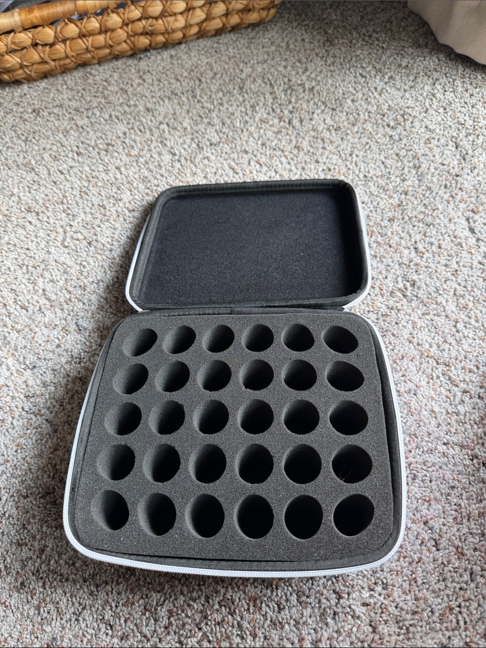 Purple Essential Oil Carrying Storage Case with White Zipper